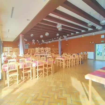 La Moraine Hotel